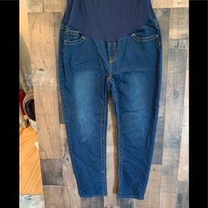 XL Rumor Has It Maternity Jeans